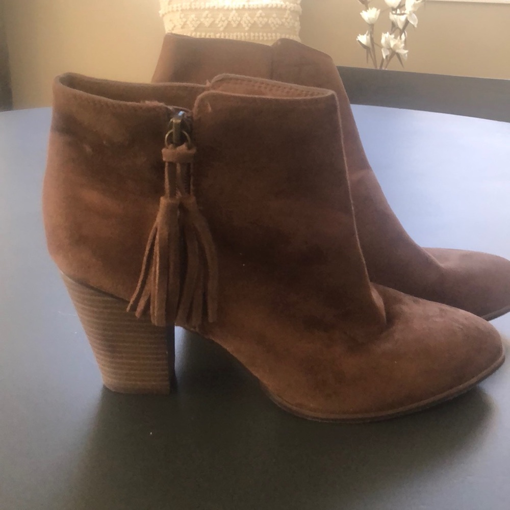 Merona Brown Suede Ankle Boot with Tassles.